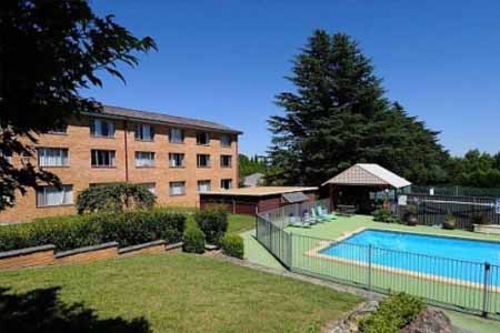 Blue Mountains International Hotel Management School