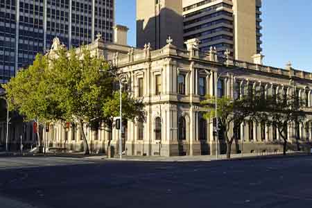 поступление в Torrens University Australia