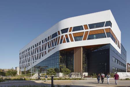 здание колледжа