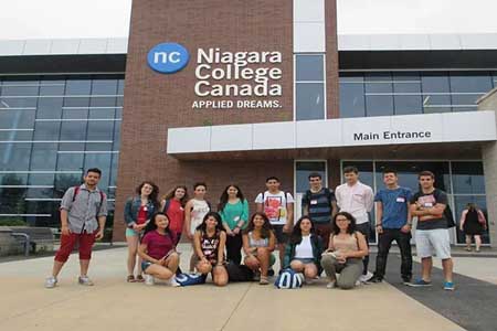 студенты Niagara College